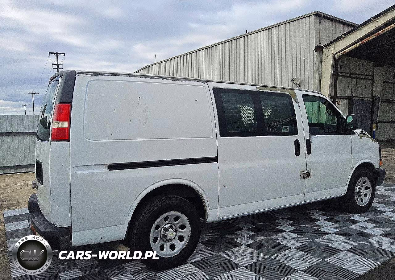 2012 Chevrolet Express G1500 VIN:1GCSGAFX0C1186457 - 3