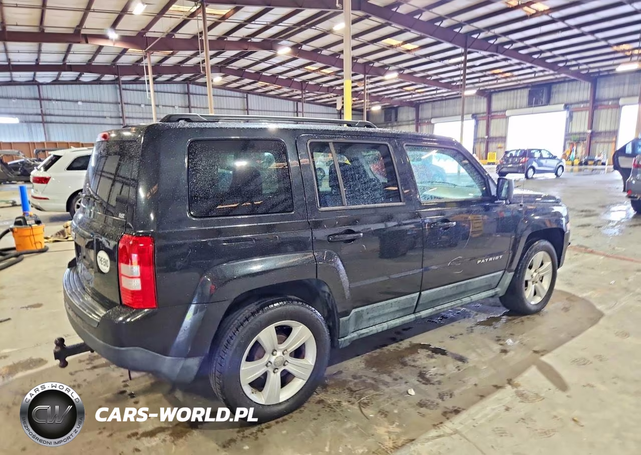 2011 Jeep Patriot Sport VIN:1J4NT1GB1BD226919 - 3