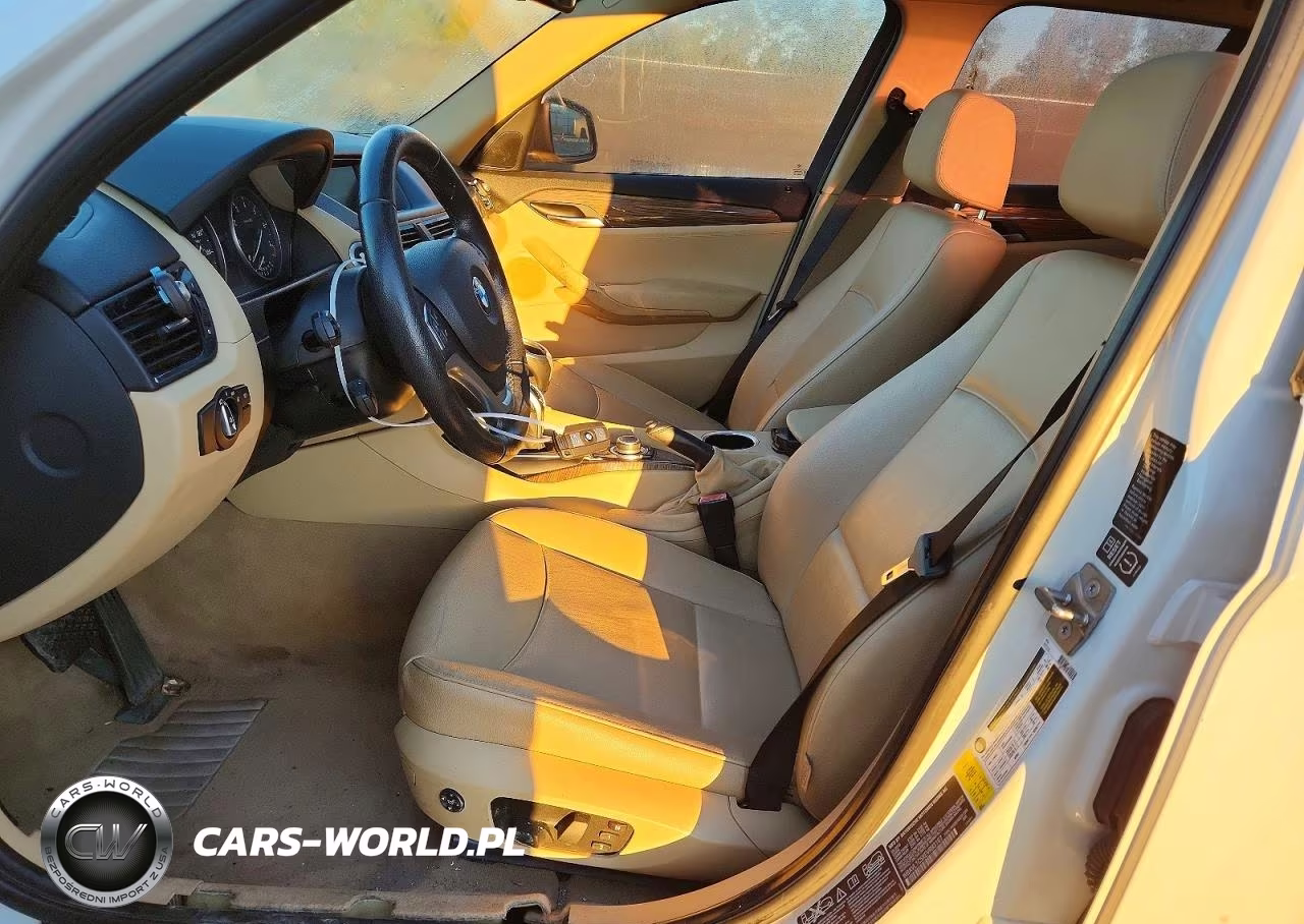 2014 BMW X1 xDrive28I VIN:WBAVL1C5XEVR93167 - 7