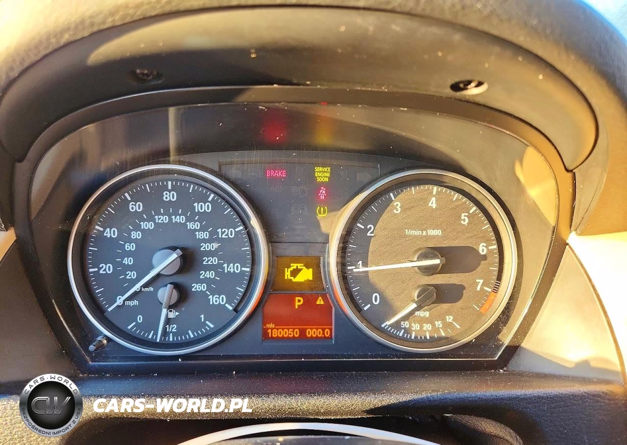 2014 BMW X1 xDrive28I VIN:WBAVL1C5XEVR93167 - 9