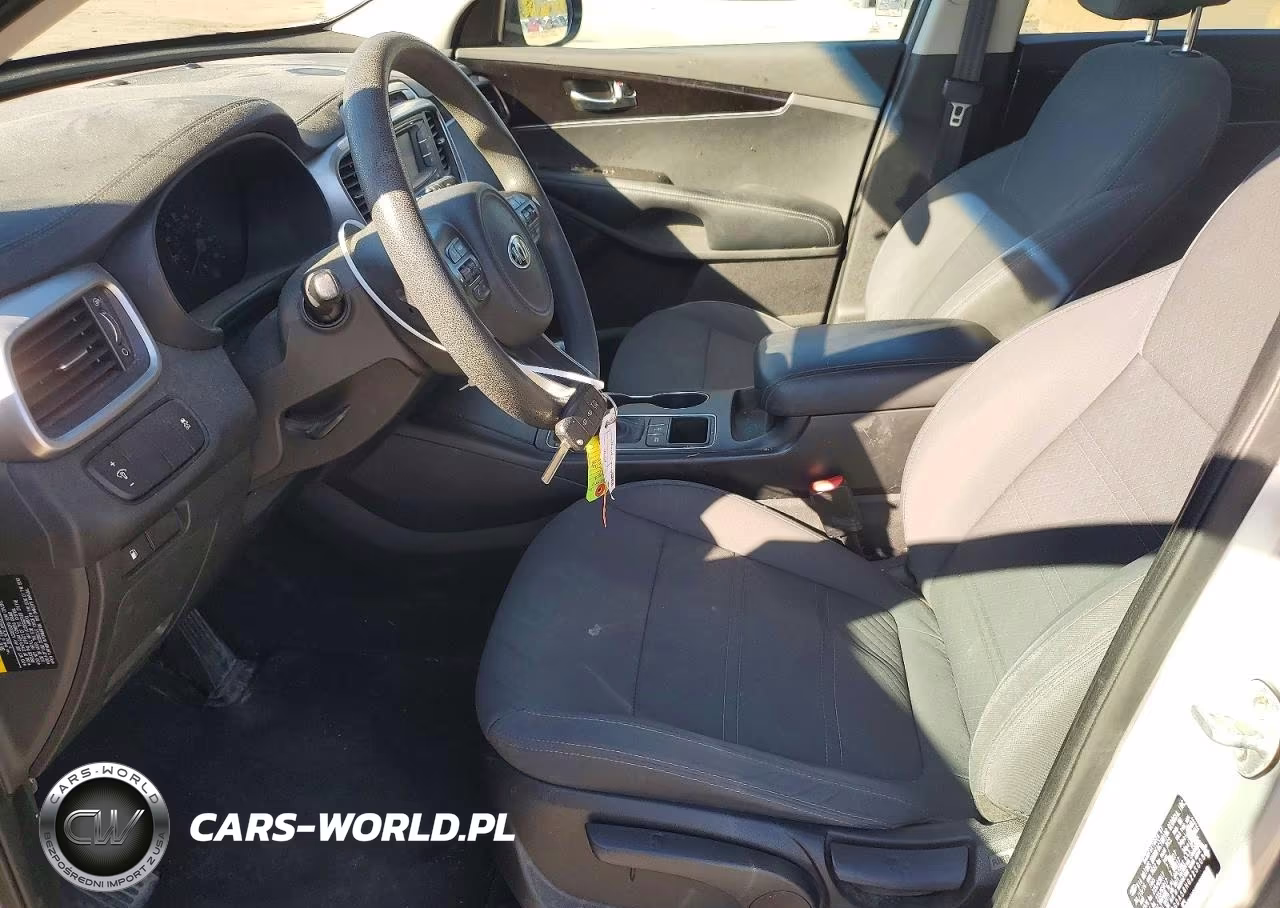 2017 Kia Sorento VIN:5XYPGDA58HG225008 - 7
