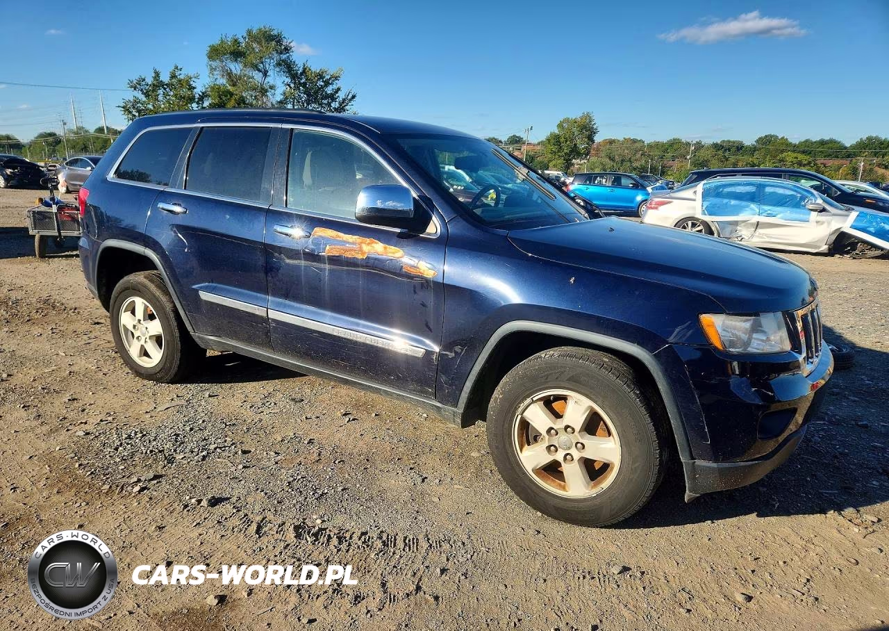 2012 Jeep Grand Cherokee Laredo VIN:1C4RJFAG3CC226782 - 4