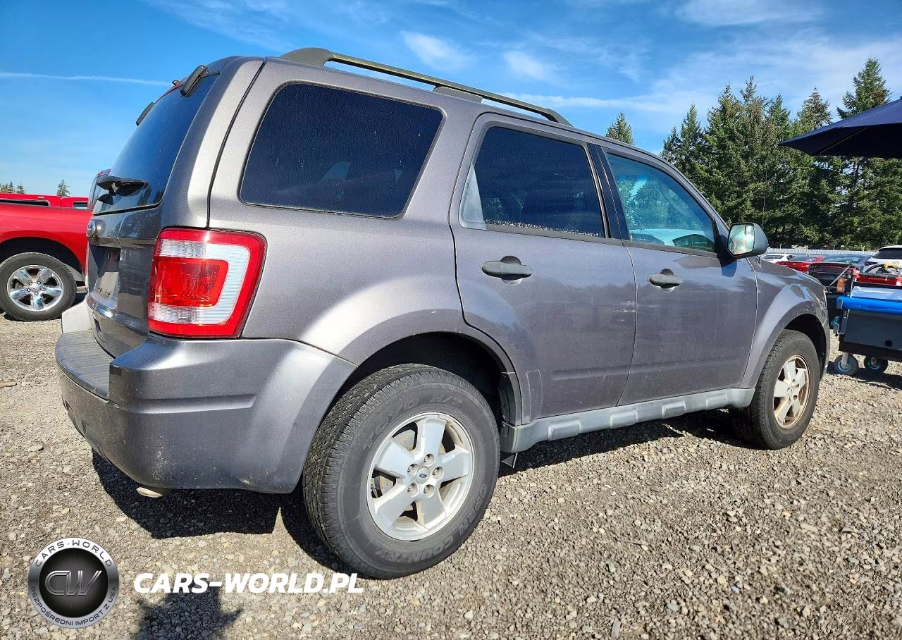 2012 Ford Escape Xlt VIN:1FMCU0D7XCKC09419 - 3