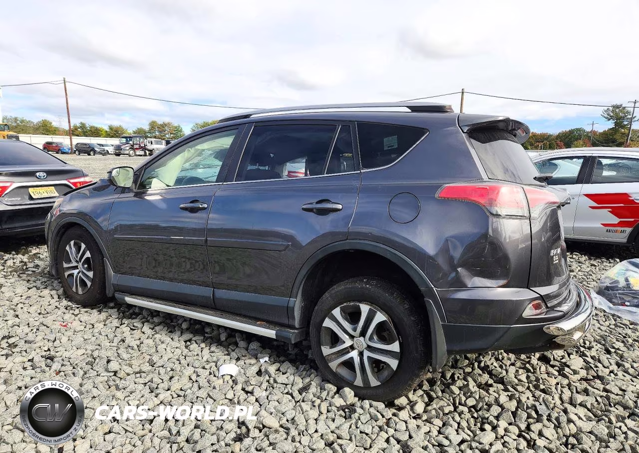 2017 Toyota Rav4 Le VIN:JTMBFREV6HJ703754 - 2