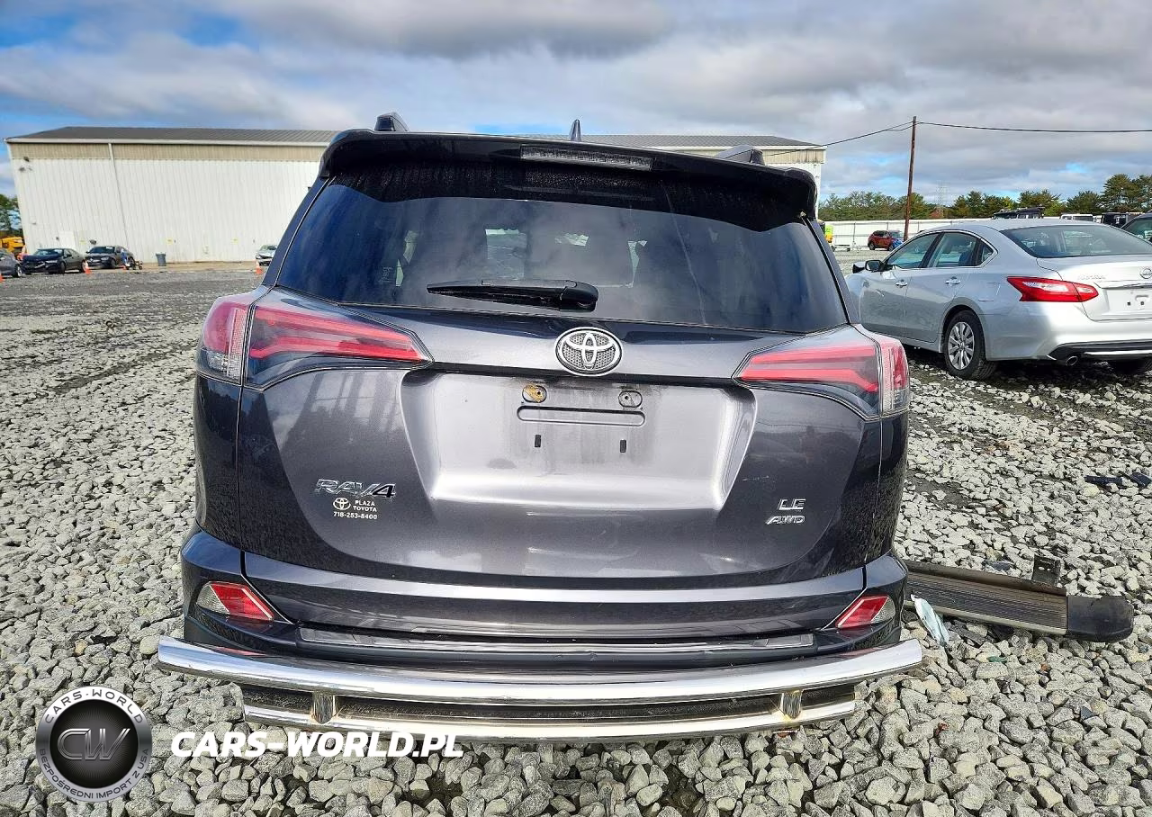 2017 Toyota Rav4 Le VIN:JTMBFREV6HJ703754 - 6