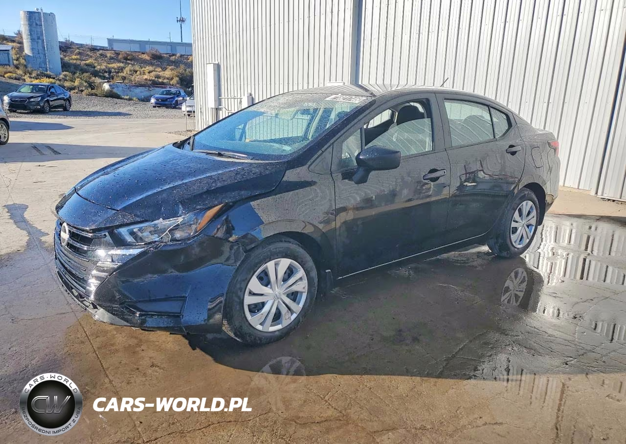 2025 Nissan Versa S