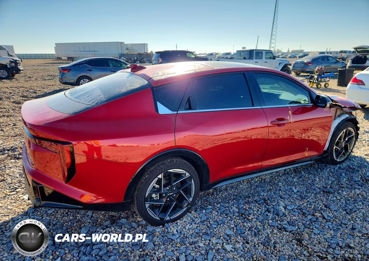 2025 Kia K4 Gt Line VIN:3KPFW4DE2SE220868 - 3