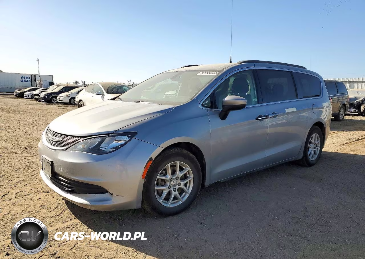2020 Chrysler Voyager Lxi VIN:2C4RC1DGXLR265692 - 1