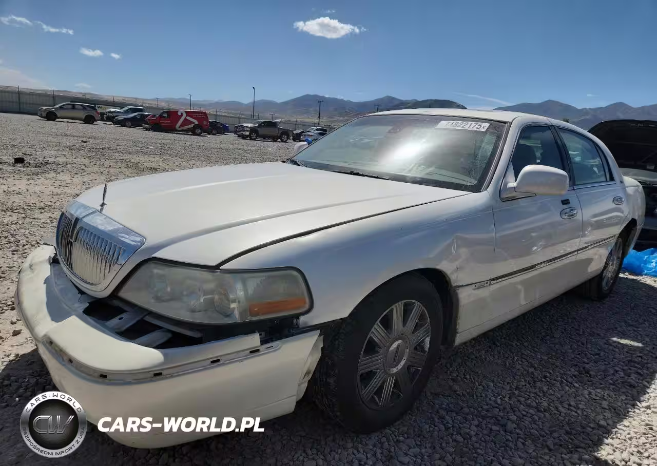 2003 Lincoln Town Car Cartier