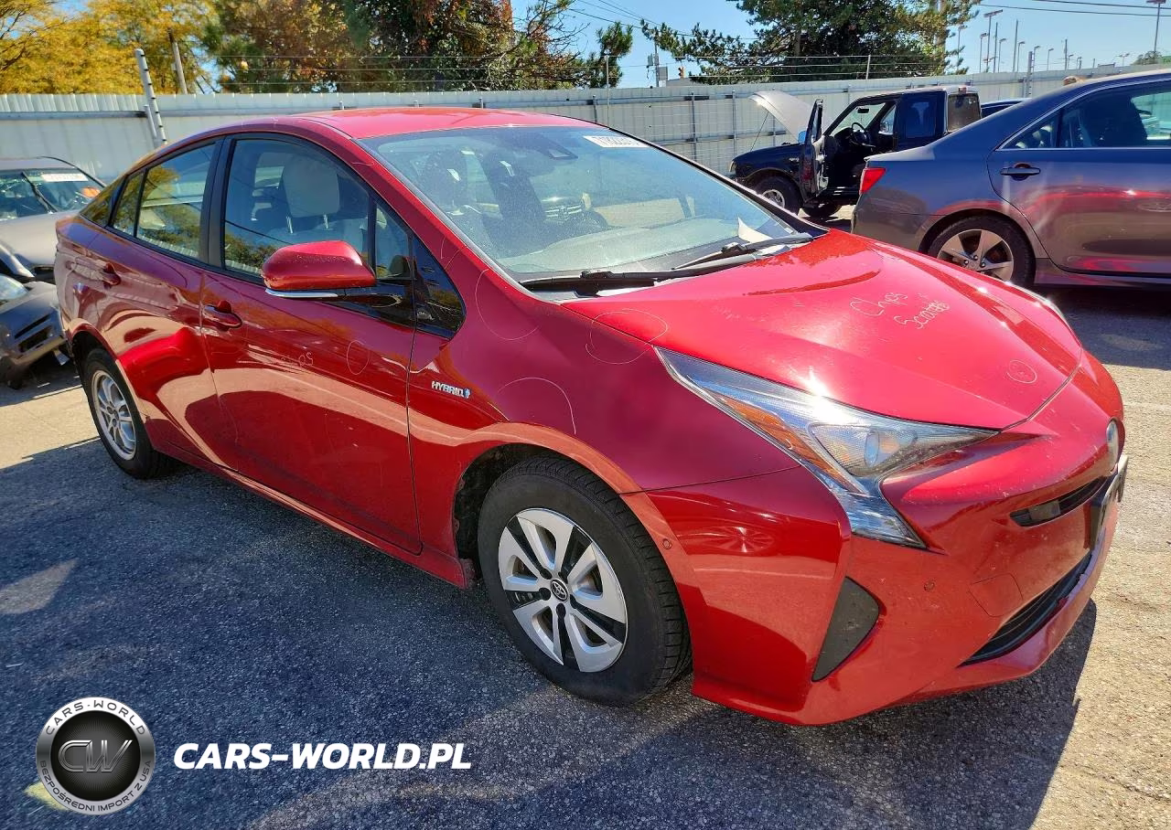 2018 Toyota Prius Three VIN:JTDKARFU1J3063158 - 4