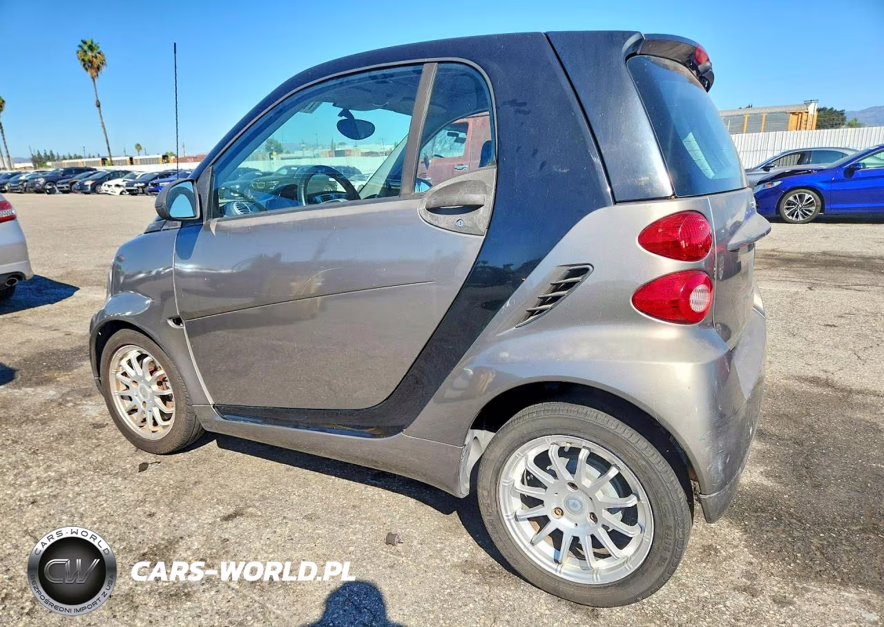 2011 Smart Fortwo Pure VIN:WMEEJ3BA2BK437548 - 2