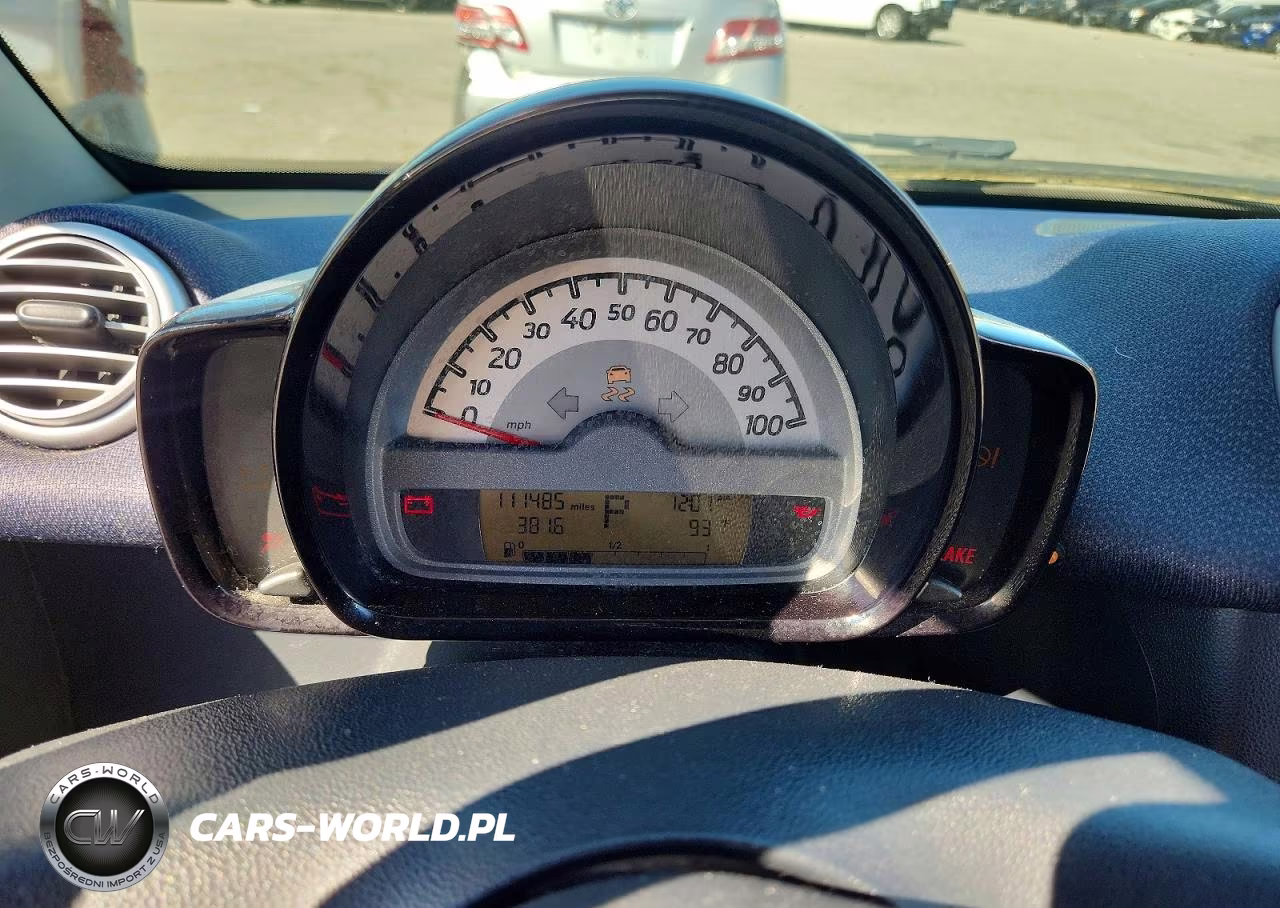 2011 Smart Fortwo Pure VIN:WMEEJ3BA2BK437548 - 9