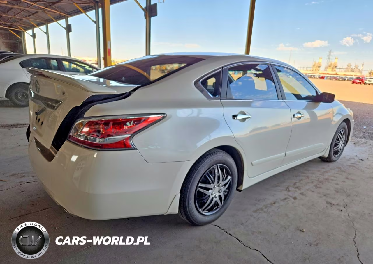 2015 Nissan Altima 2.5 S VIN:1N4AL3AP3FC591267 - 3