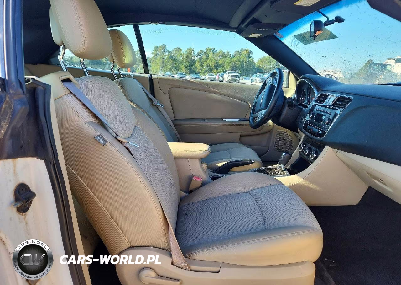 2013 Chrysler 200 Touring VIN:1C3BCBEB5DN512016 - 10