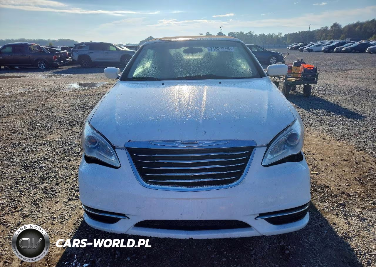 2013 Chrysler 200 Touring VIN:1C3BCBEB5DN512016 - 5