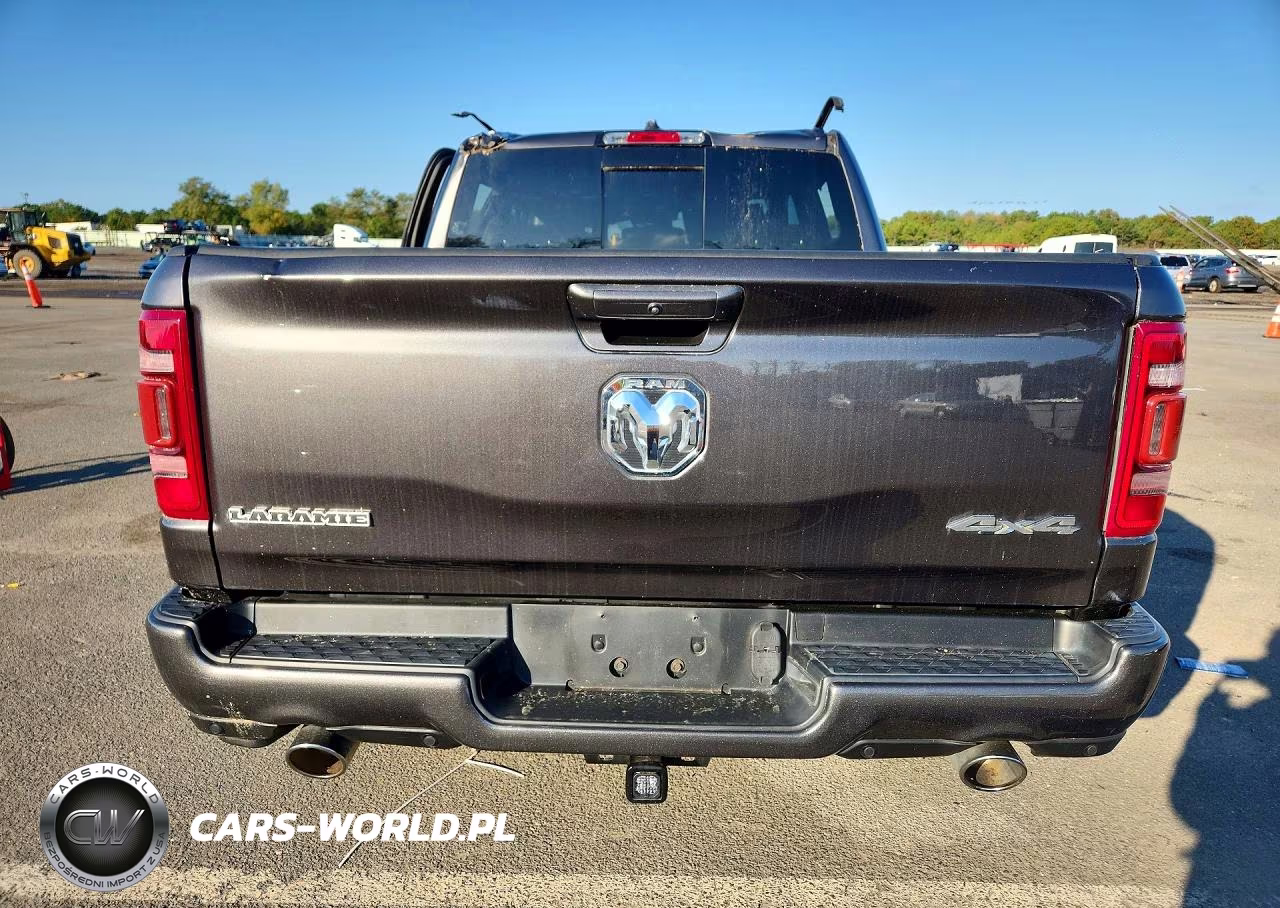2020 Ram 1500 Laramie VIN:1C6SRFJT3LN324164 - 6