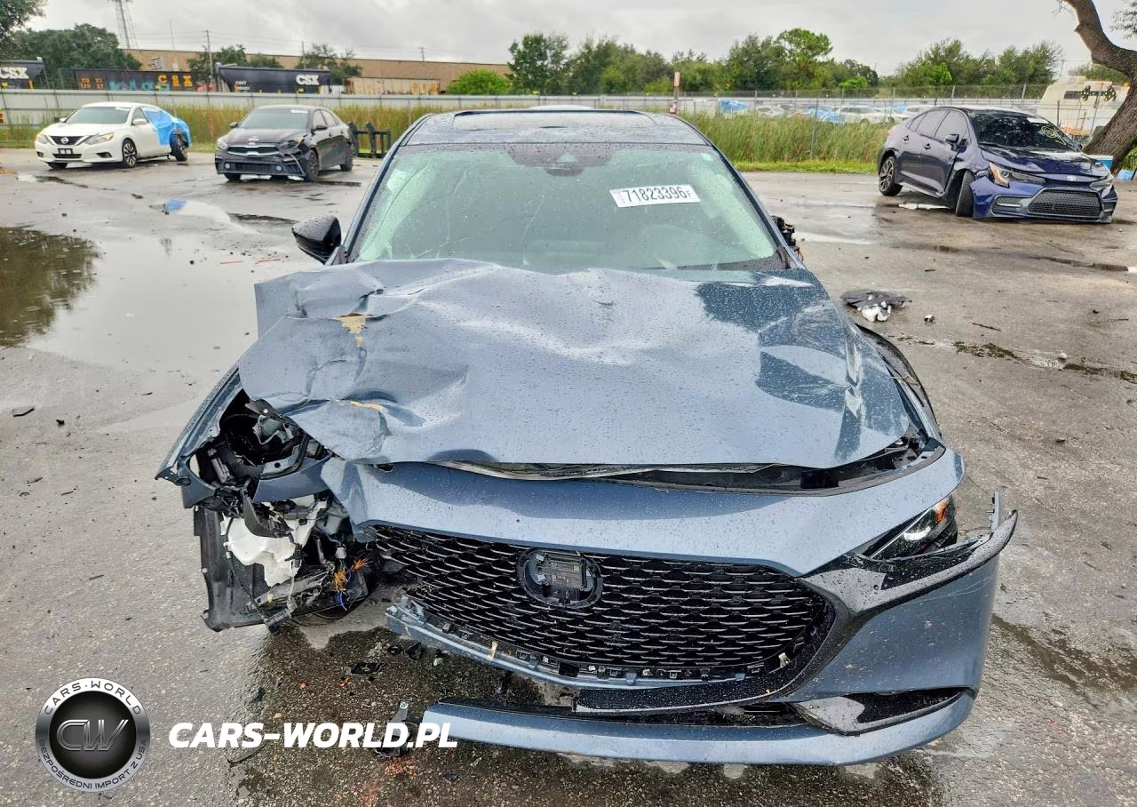 2023 Mazda 3 Preferred VIN:3MZBPACM0PM381068 - 5