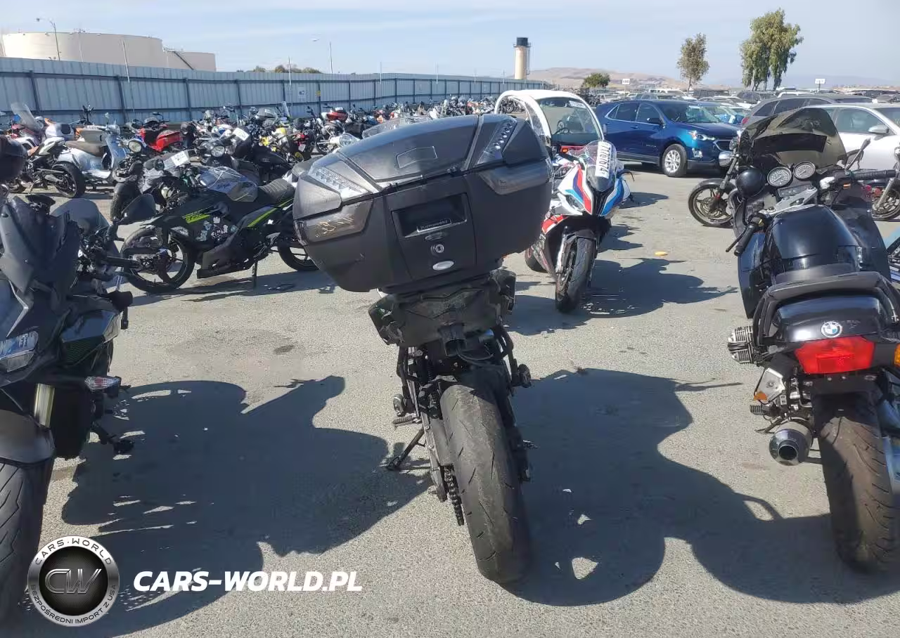 2022 Kawasaki Versys 650 VIN:ML5LEEH16NDA01546 - 4