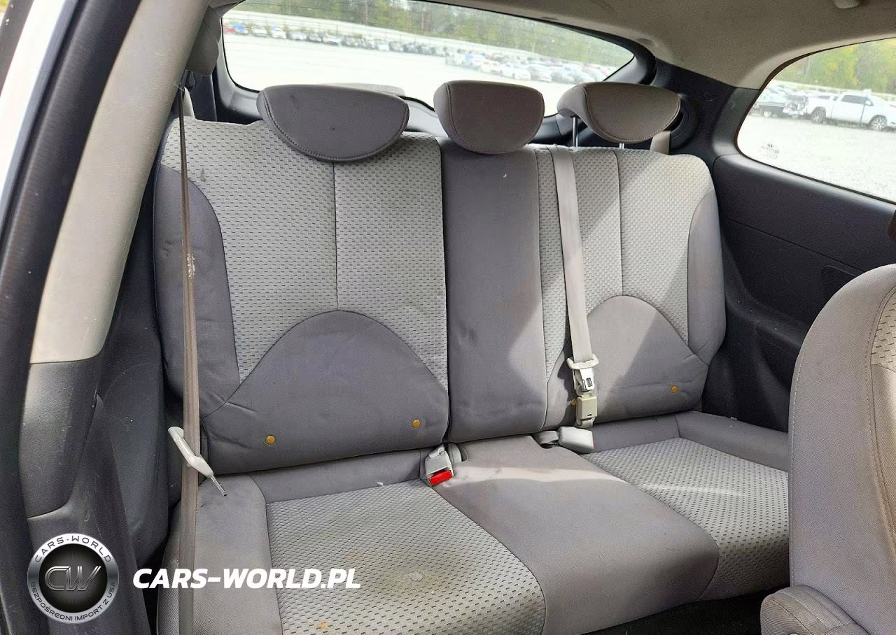 2011 Hyundai Accent Gs VIN:KMHCM3AC2BU198390 - 10