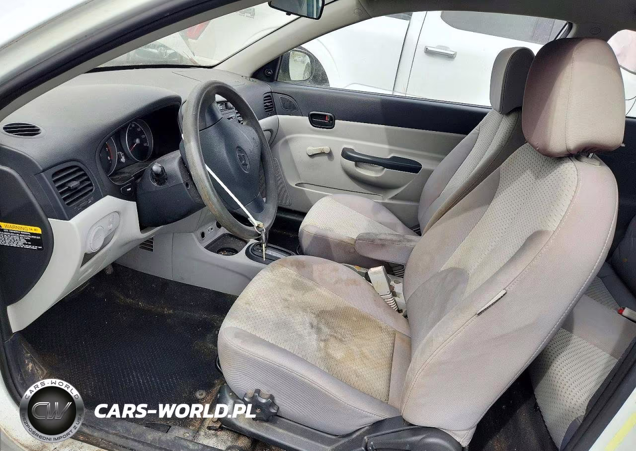 2011 Hyundai Accent Gs VIN:KMHCM3AC2BU198390 - 7