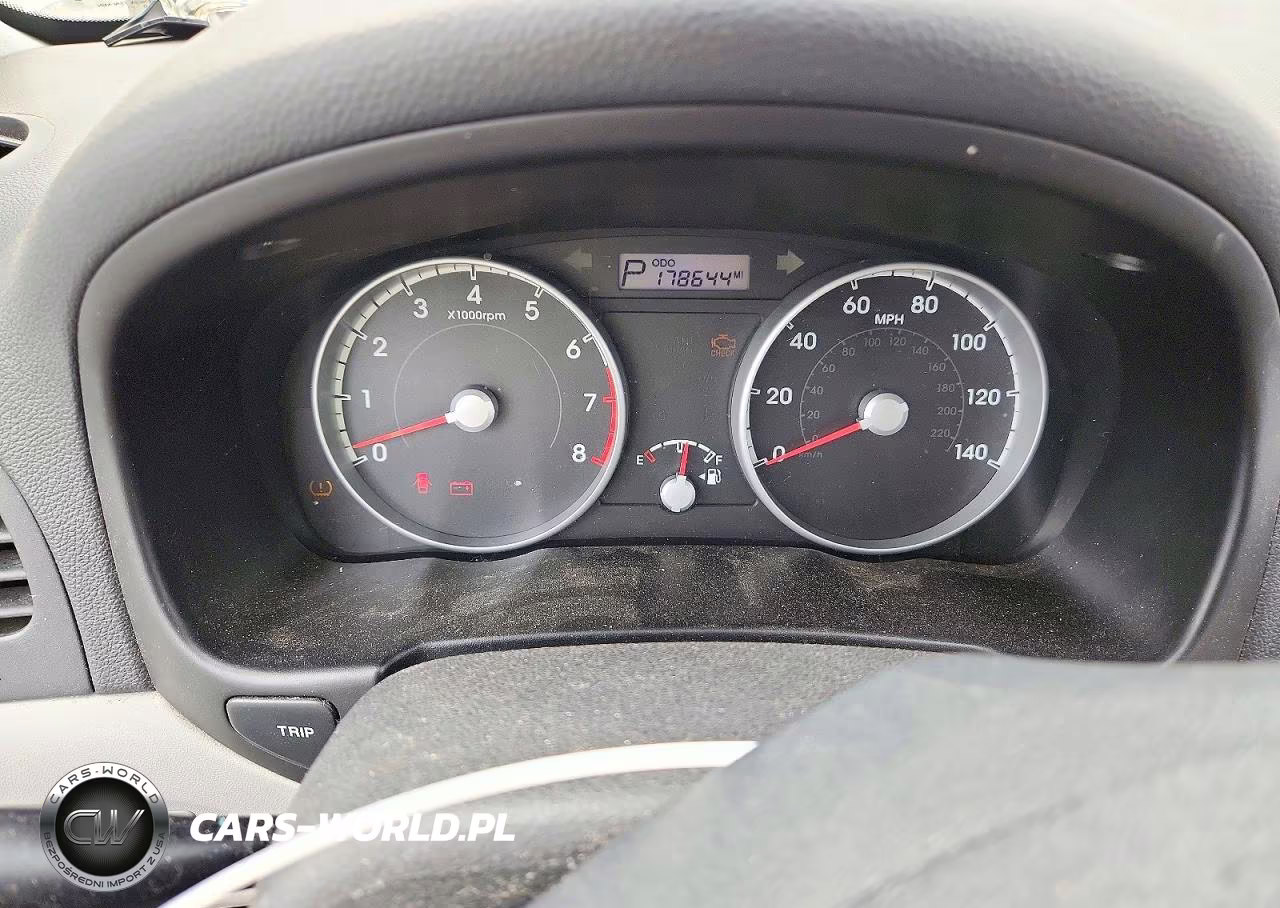 2011 Hyundai Accent Gs VIN:KMHCM3AC2BU198390 - 9