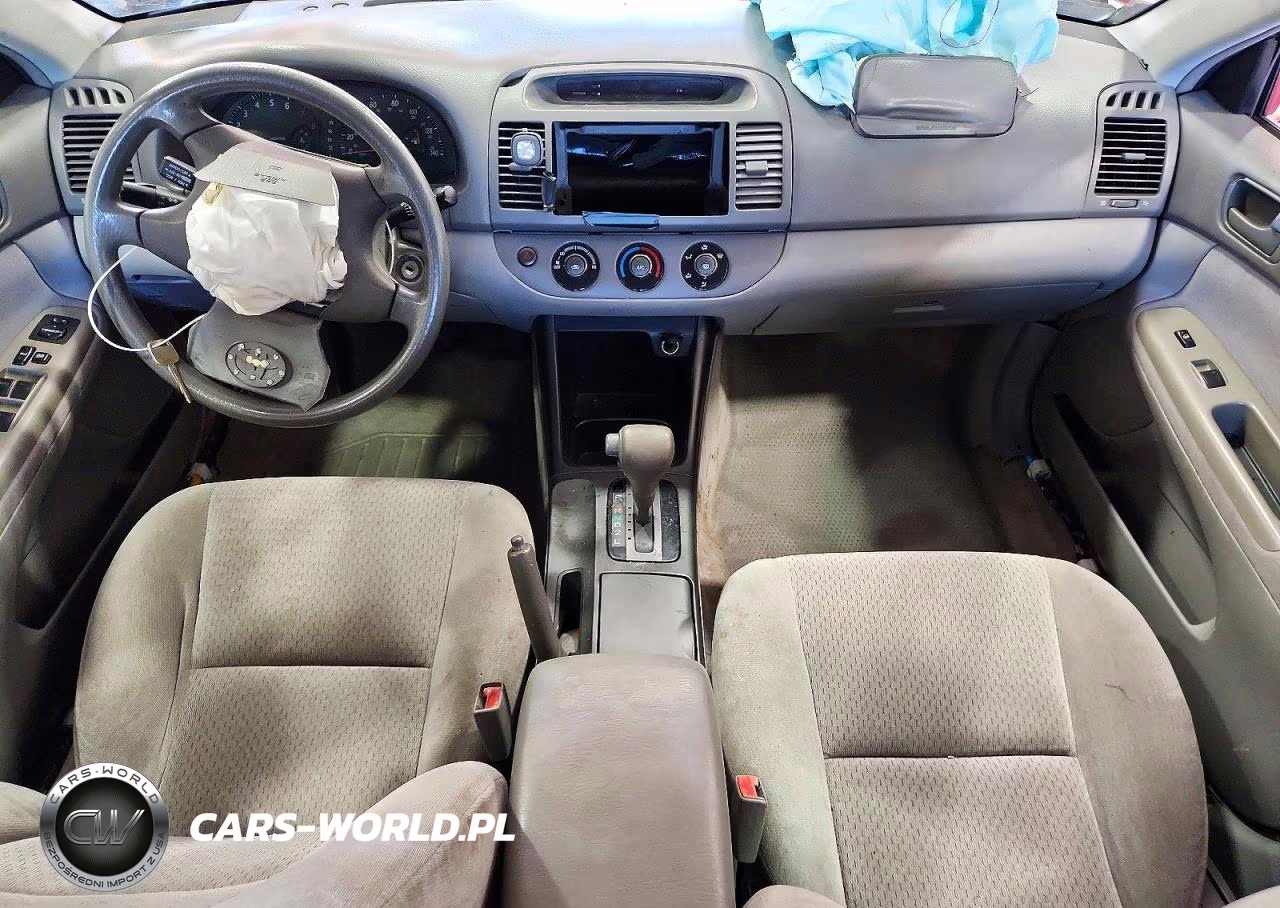 2003 Toyota Camry Le VIN:4T1BE32K43U234855 - 8
