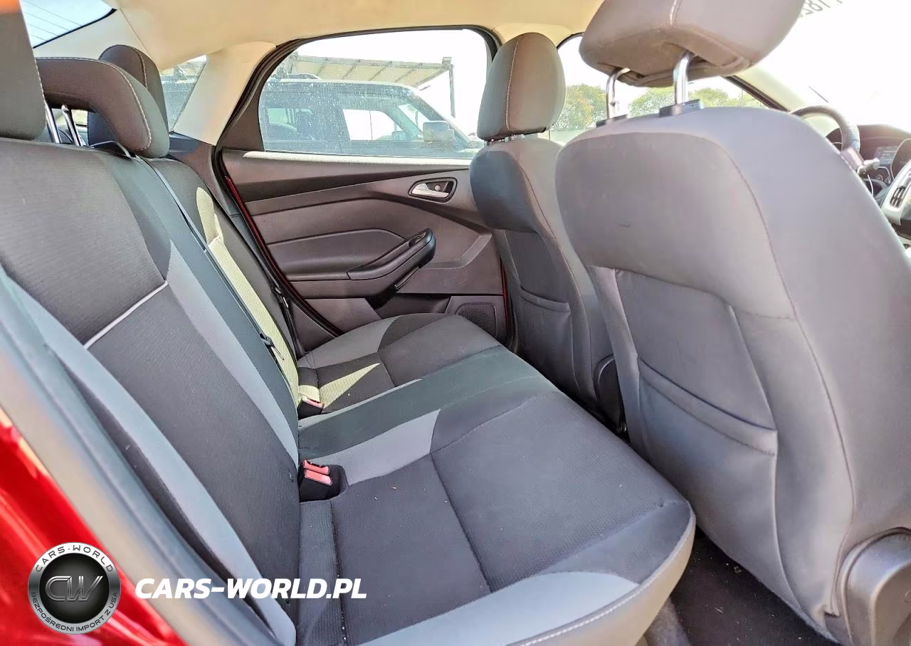 2014 Ford Focus Se VIN:1FADP3F21EL432289 - 10