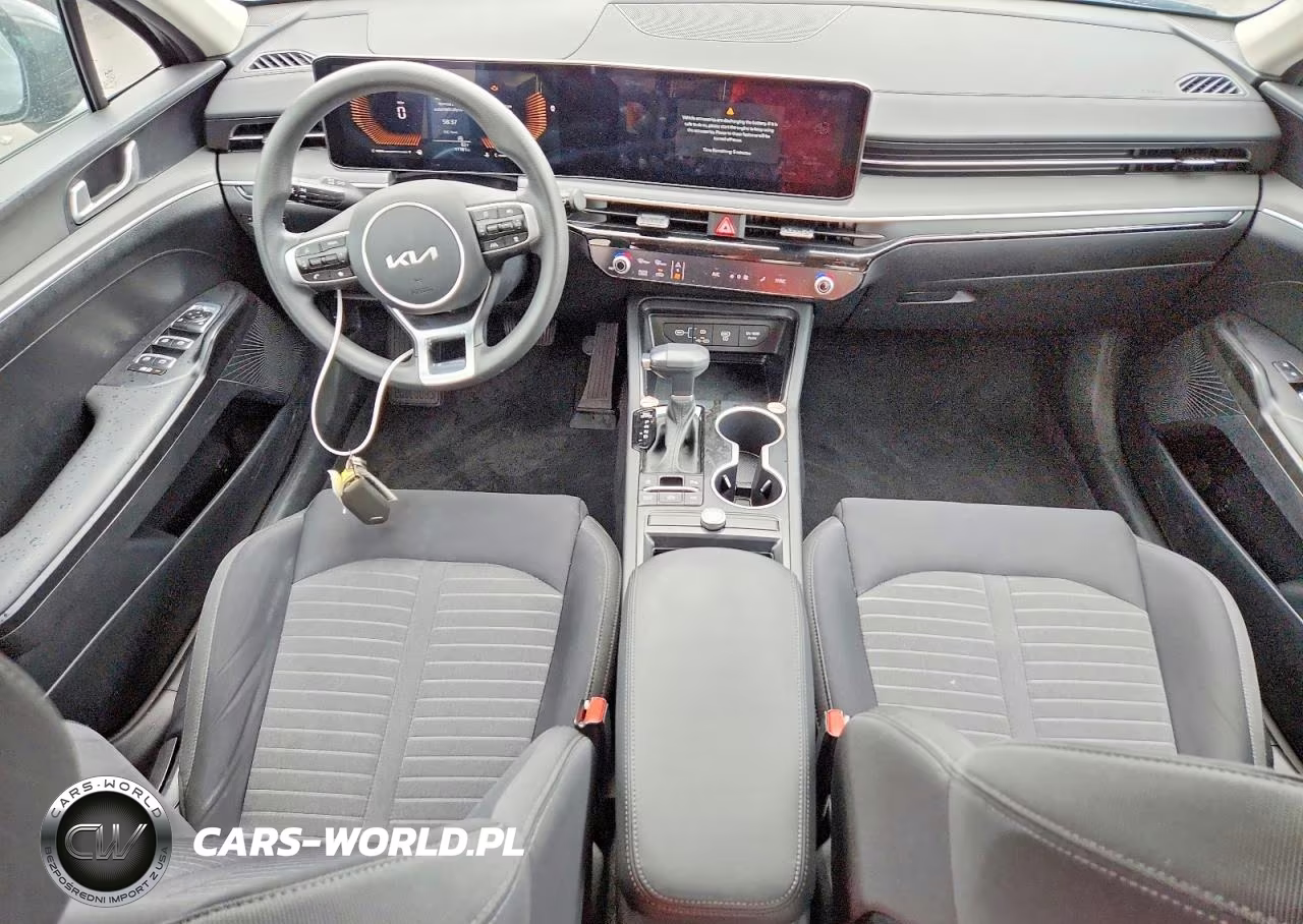 2026 Kia K5 Lxs VIN:KNAG24J77T5451975 - 8