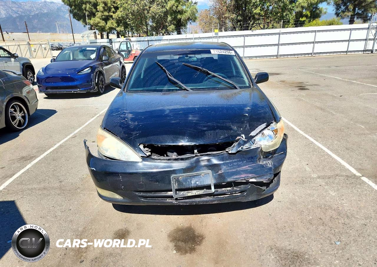 2002 Toyota Camry Se VIN:JTDBE32KX20034587 - 5