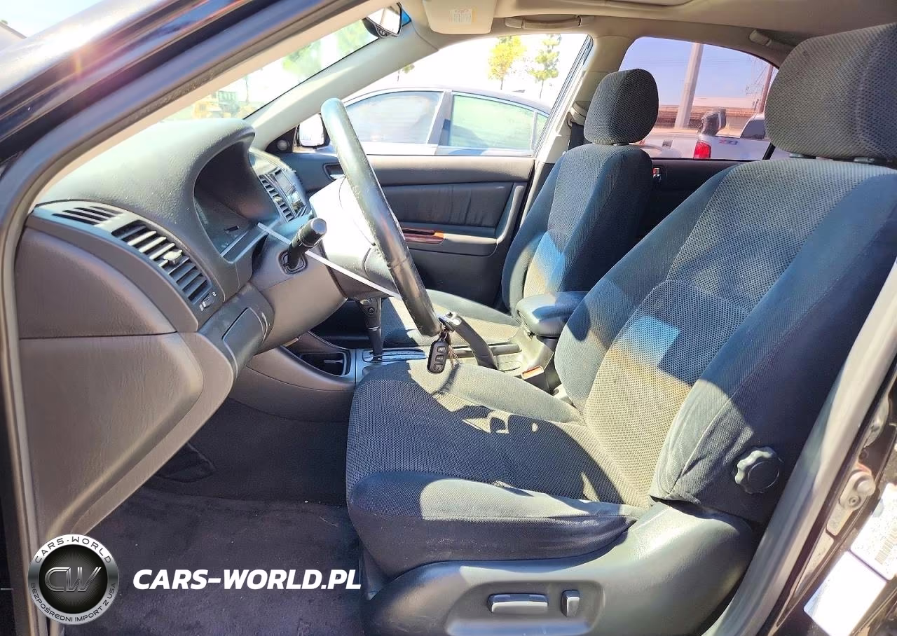 2002 Toyota Camry Se VIN:JTDBE32KX20034587 - 7