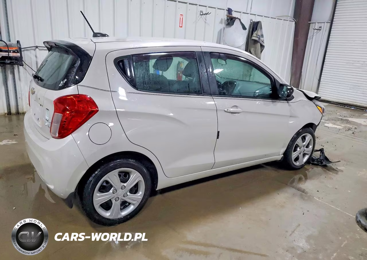 2019 Chevrolet Spark Ls VIN:KL8CB6SA0KC816748 - 3