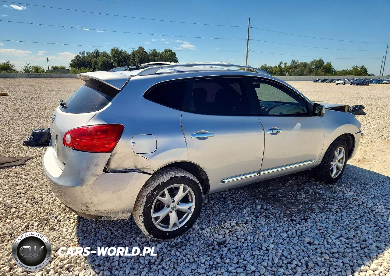 2011 Nissan Rogue S VIN:JN8AS5MT4BW567641 - 3