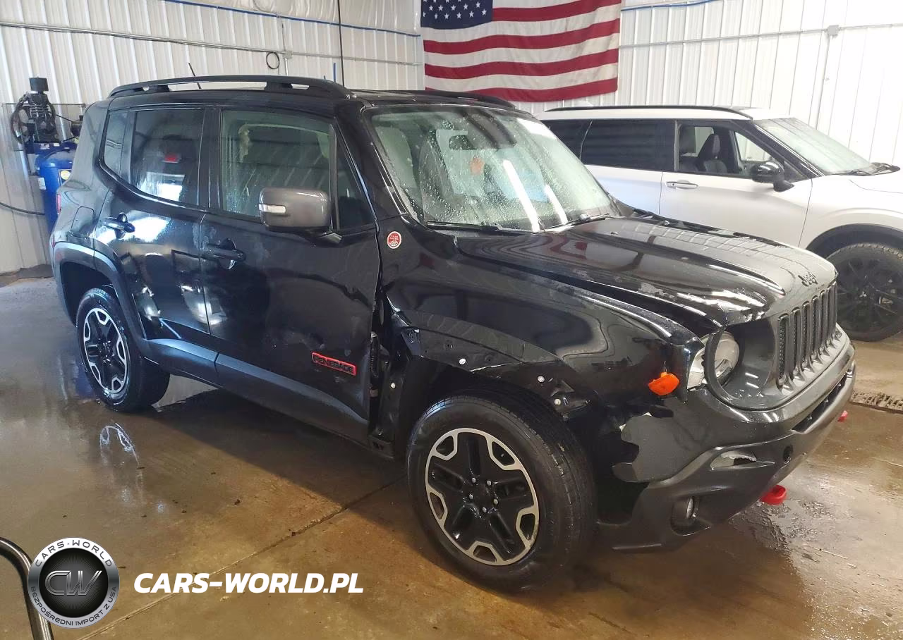 2017 Jeep Renegade Trailhawk VIN:ZACCJBCB7HPE47272 - 4