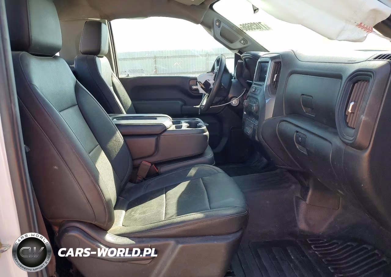 2021 Chevrolet Silverado C2500 Heavy Duty VIN:1GC0WLE76MF114903 - 10