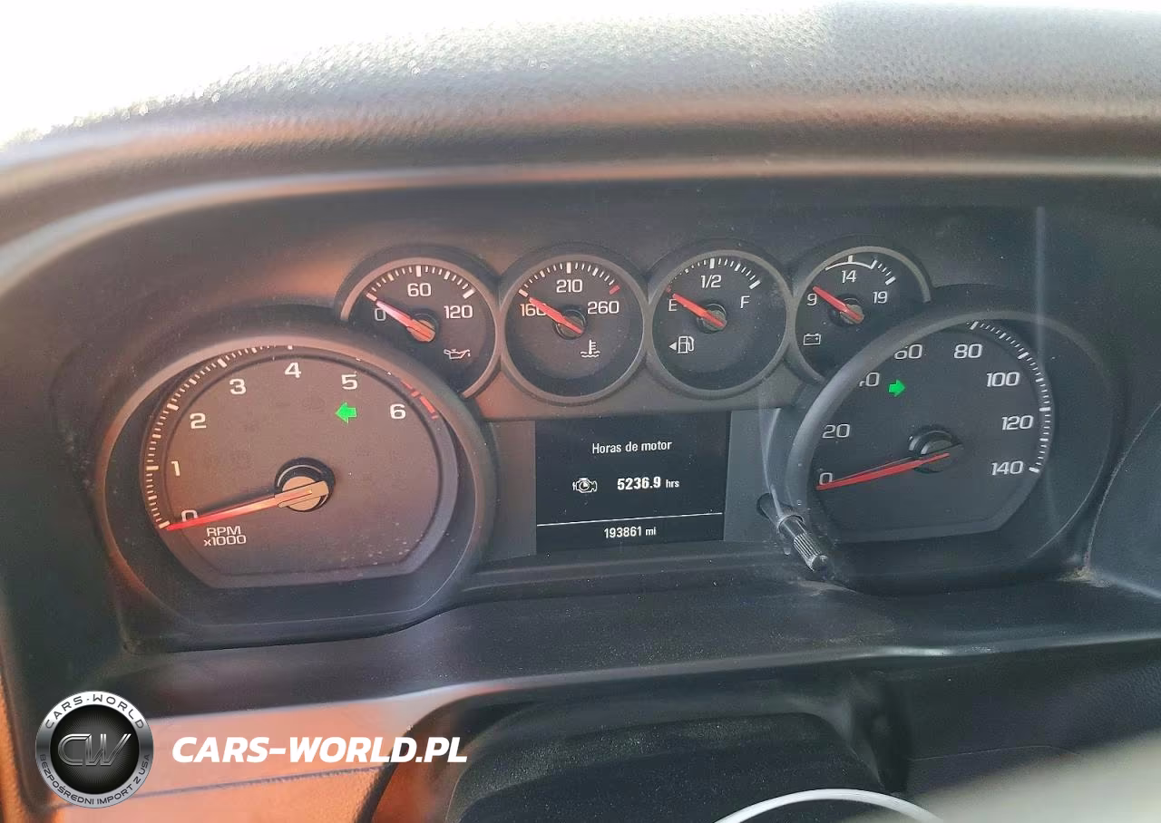 2021 Chevrolet Silverado C2500 Heavy Duty VIN:1GC0WLE76MF114903 - 9
