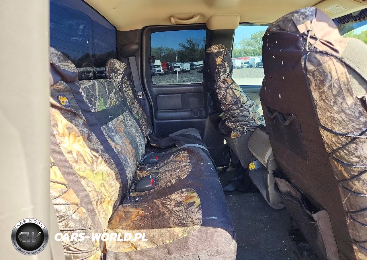 2003 Chevrolet Silverado K1500 VIN:2GCEK19T231350564 - 10