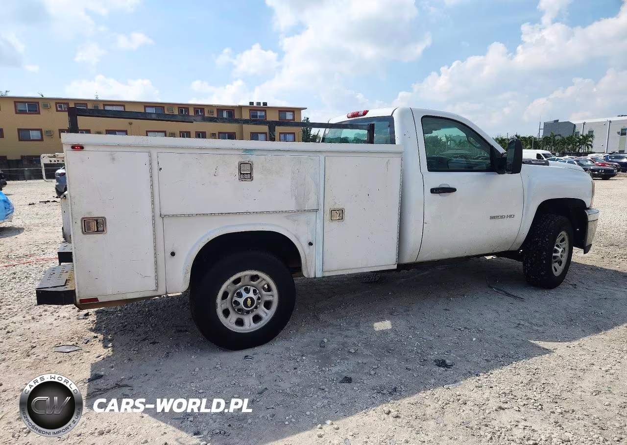 2012 Chevrolet Silverado C3500 VIN:1GB3CZCG3CF149042 - 3