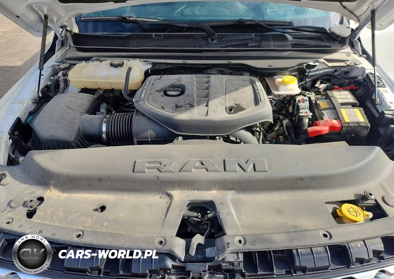 2025 Ram 1500 Limited VIN:1C6SRFHP5SN618527 - 11