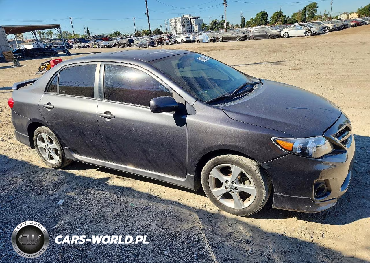 TOYOTA COROLLA BA VIN:2T1BU4EE1BC746233 - 4