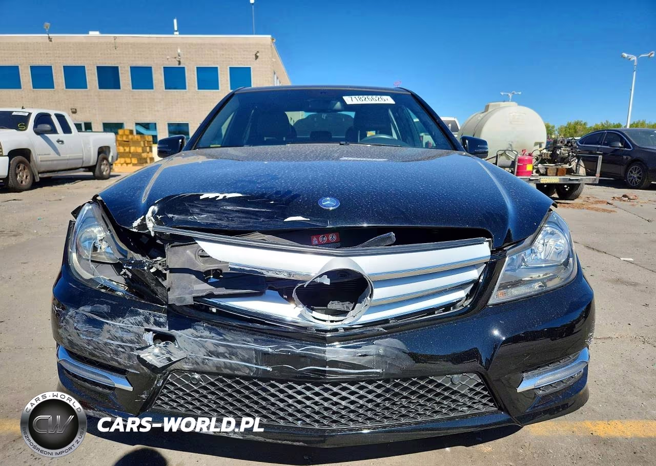 2013 Mercedes-Benz C 300 4Matic VIN:WDDGF8AB7DG077866 - 5