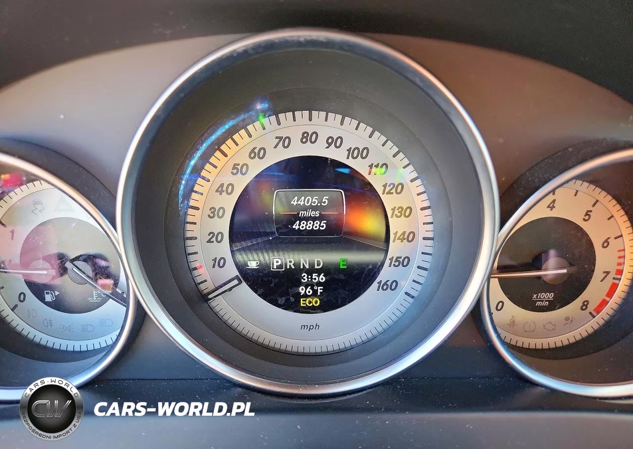 2013 Mercedes-Benz C 300 4Matic VIN:WDDGF8AB7DG077866 - 9