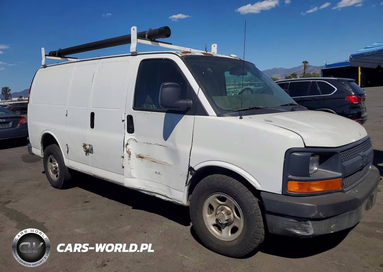 2005 Chevrolet Express 1500 Delivery Van VIN:1GCFG15X051122490 - 4