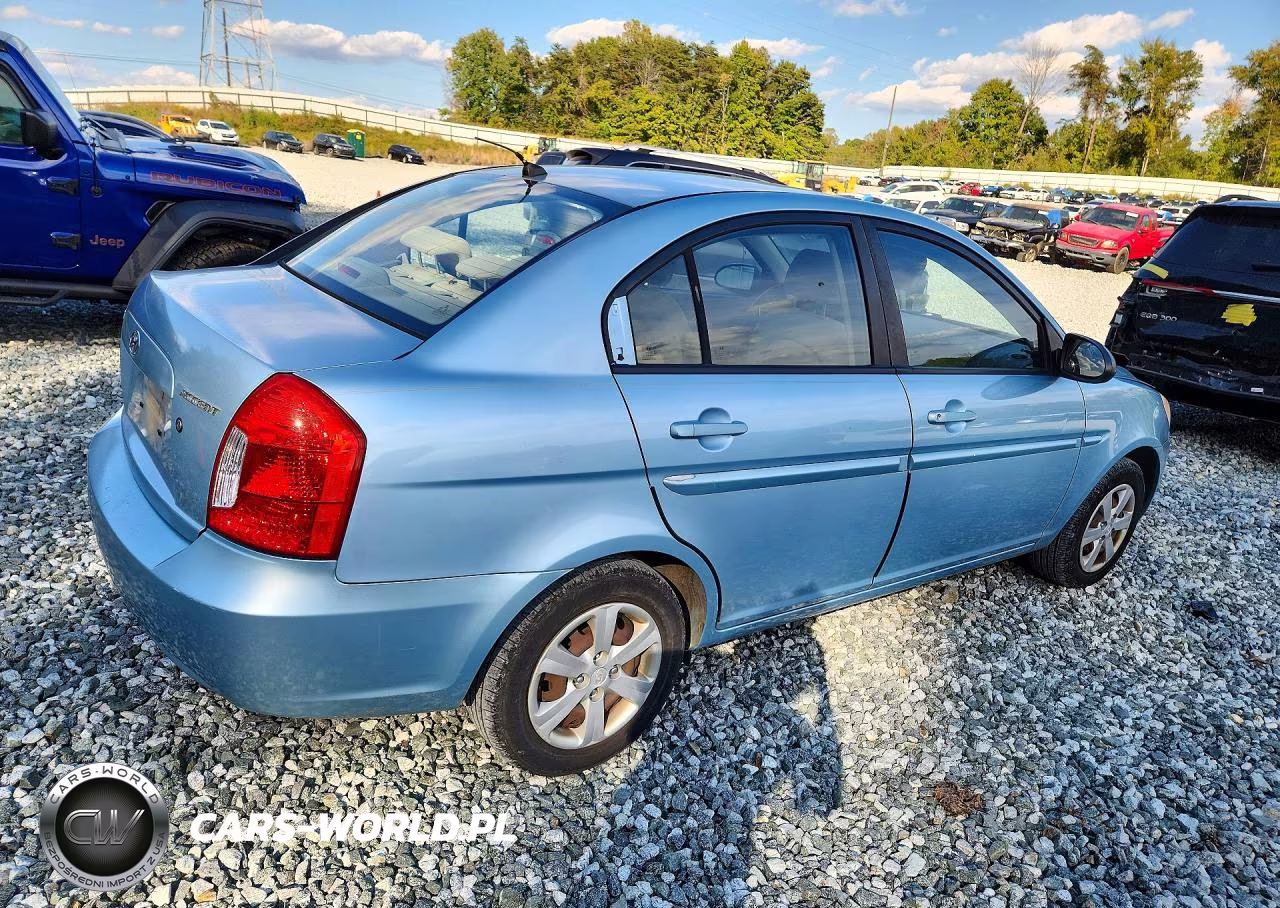 2008 Hyundai Accent Gls VIN:KMHCN46C68U195254 - 3