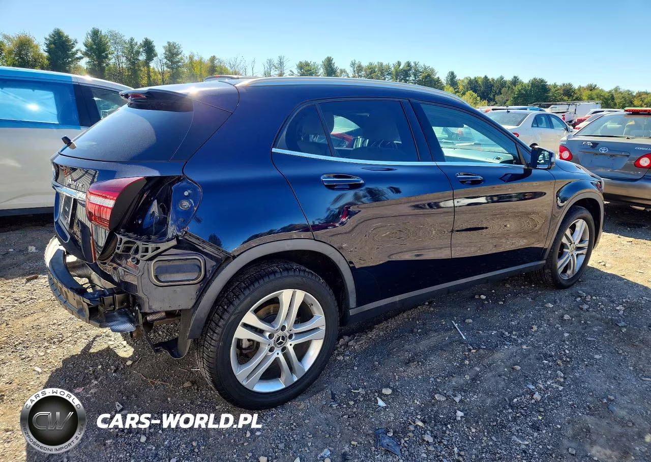 2018 Mercedes-Benz Gla 250 4Matic VIN:WDCTG4GB5JJ521843 - 3