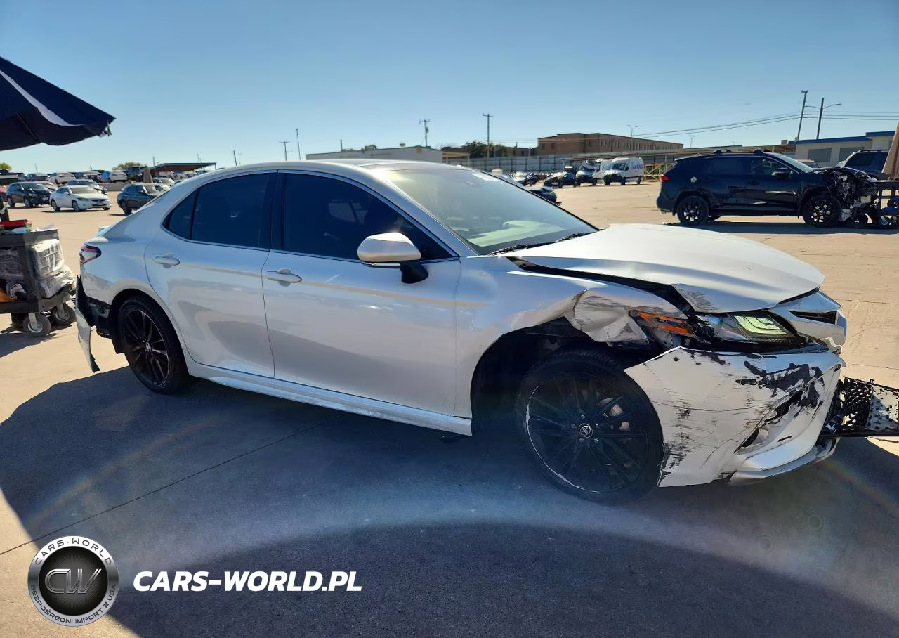 2022 Toyota Camry Xse VIN:4T1K61AK3NU027718 - 4
