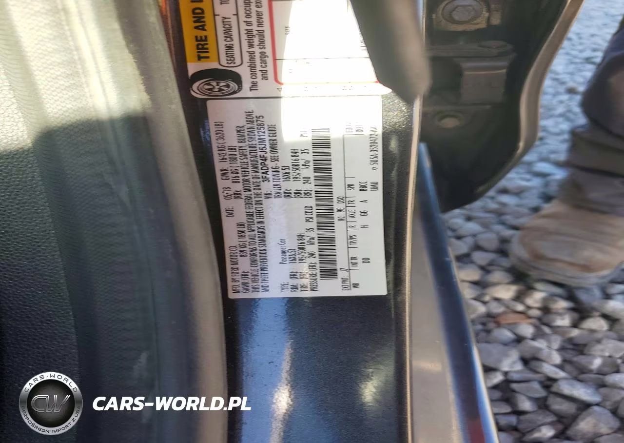 2018 Ford Fiesta Titanium VIN:3FADP4FJ5JM125875 - 12