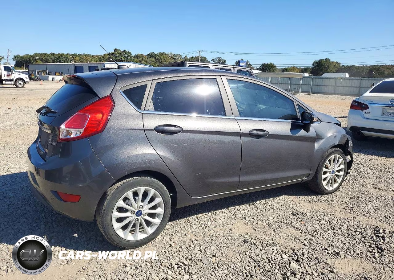2018 Ford Fiesta Titanium VIN:3FADP4FJ5JM125875 - 3