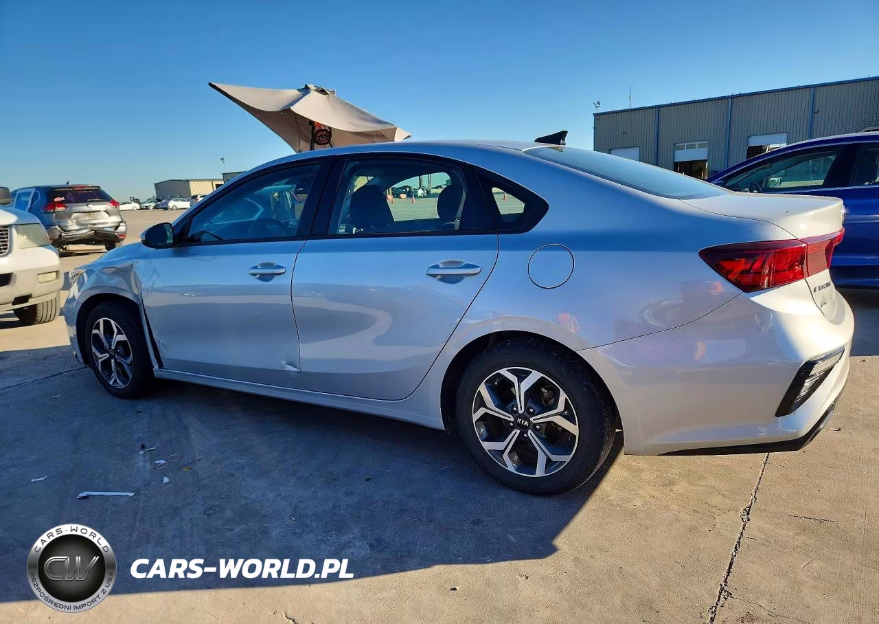 2021 Kia Forte Lxs VIN:3KPF24AD0ME377096 - 2