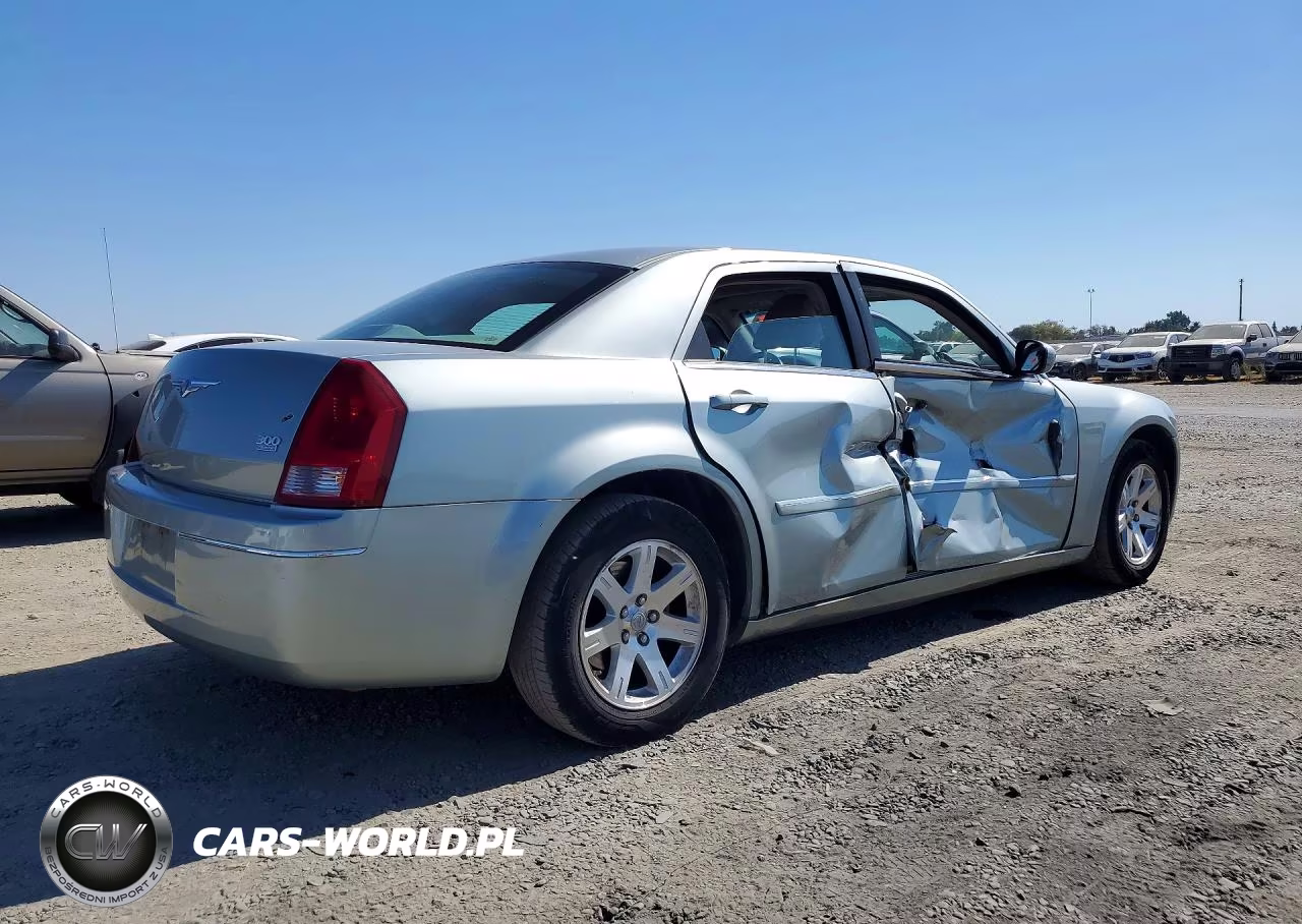 2006 Chrysler 300 Touring VIN:2C3LA53G26H106880 - 3