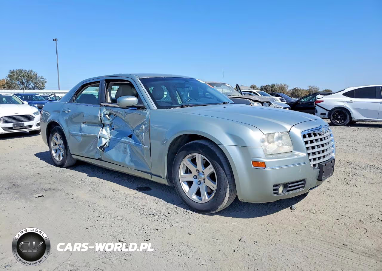 2006 Chrysler 300 Touring VIN:2C3LA53G26H106880 - 4